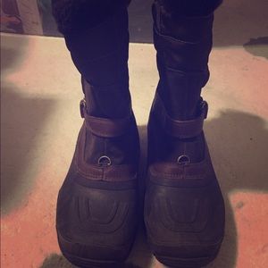 COPY - Waterproof brown north face winter boots- …